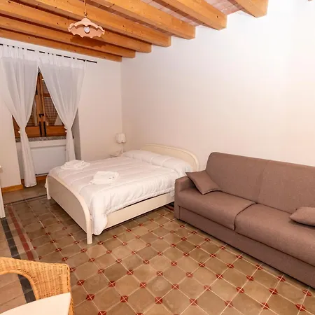 Tecla Farm stay