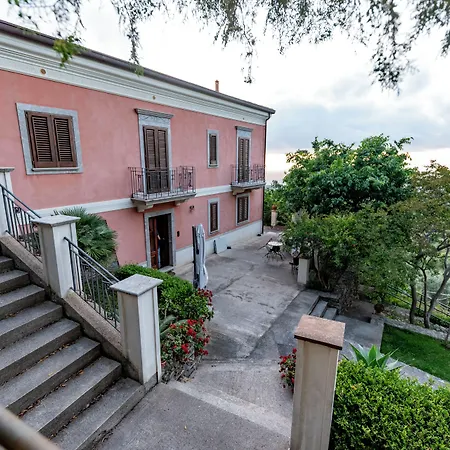Tecla Farm stay Capri Leone