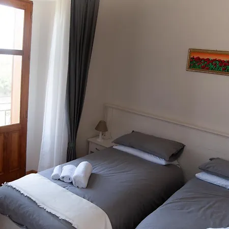 Tecla Farm stay *
